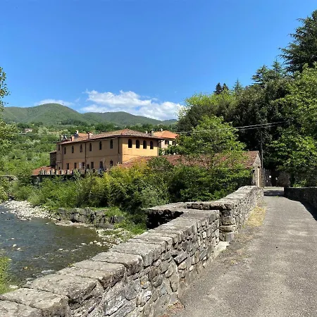 Lunigiana Experience * Pontremoli